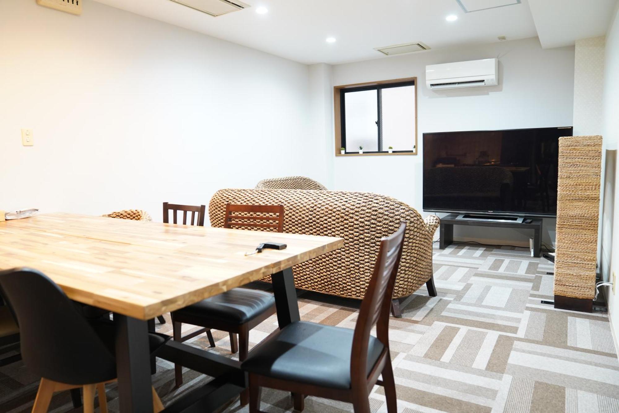 155M2 駅徒歩1分 Villa Osaka Bagian luar foto
